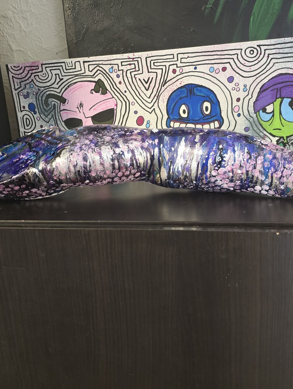 HANDCRAFTED Upcycled Mannequin Arm HANDPAINTED Abstract Tabletop Art Decor - Picture 6 of 17